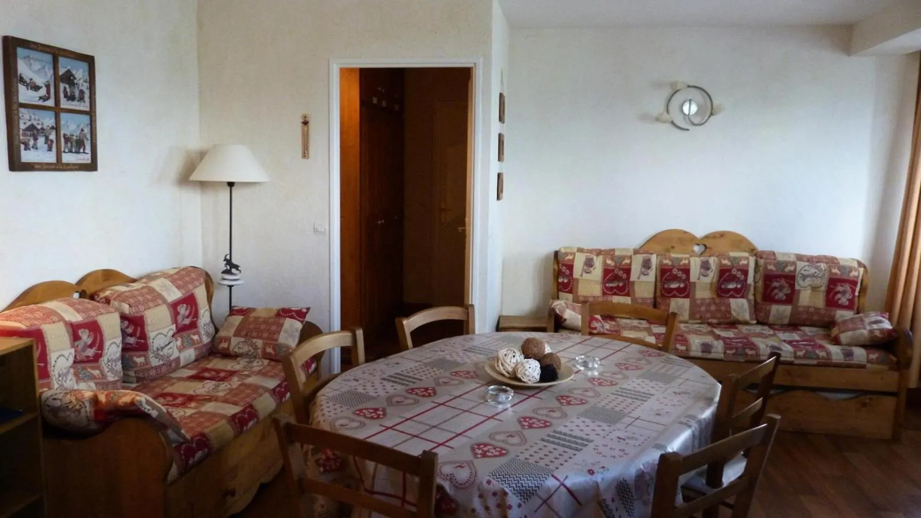 Apartment Residence Ruitor Arc 1800 - Chaleureux 3 Pieces Pour 6 Personnes Avec Une Jolie Vue Sur La Vallee, Proche Du Telecabine Dans Le Village De Charmettoger A Ar Mae-1726 Les Arcs